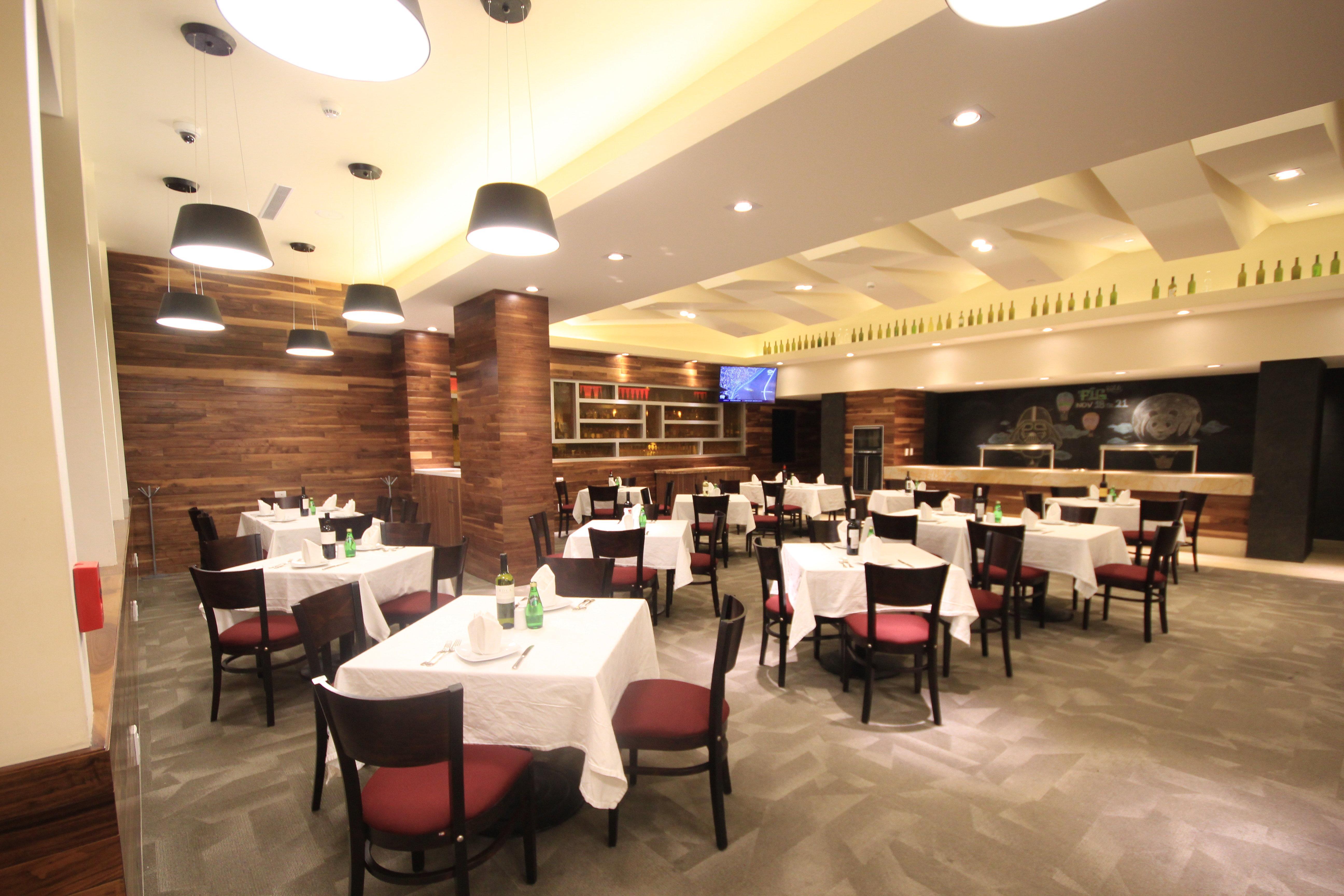 Holiday Inn & Suites Plaza Mayor By Ihg Леон Екстериор снимка